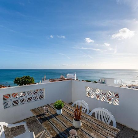 Comfy Flat W/ Rooftop Beach View By Lovelystay Бургау Экстерьер фото