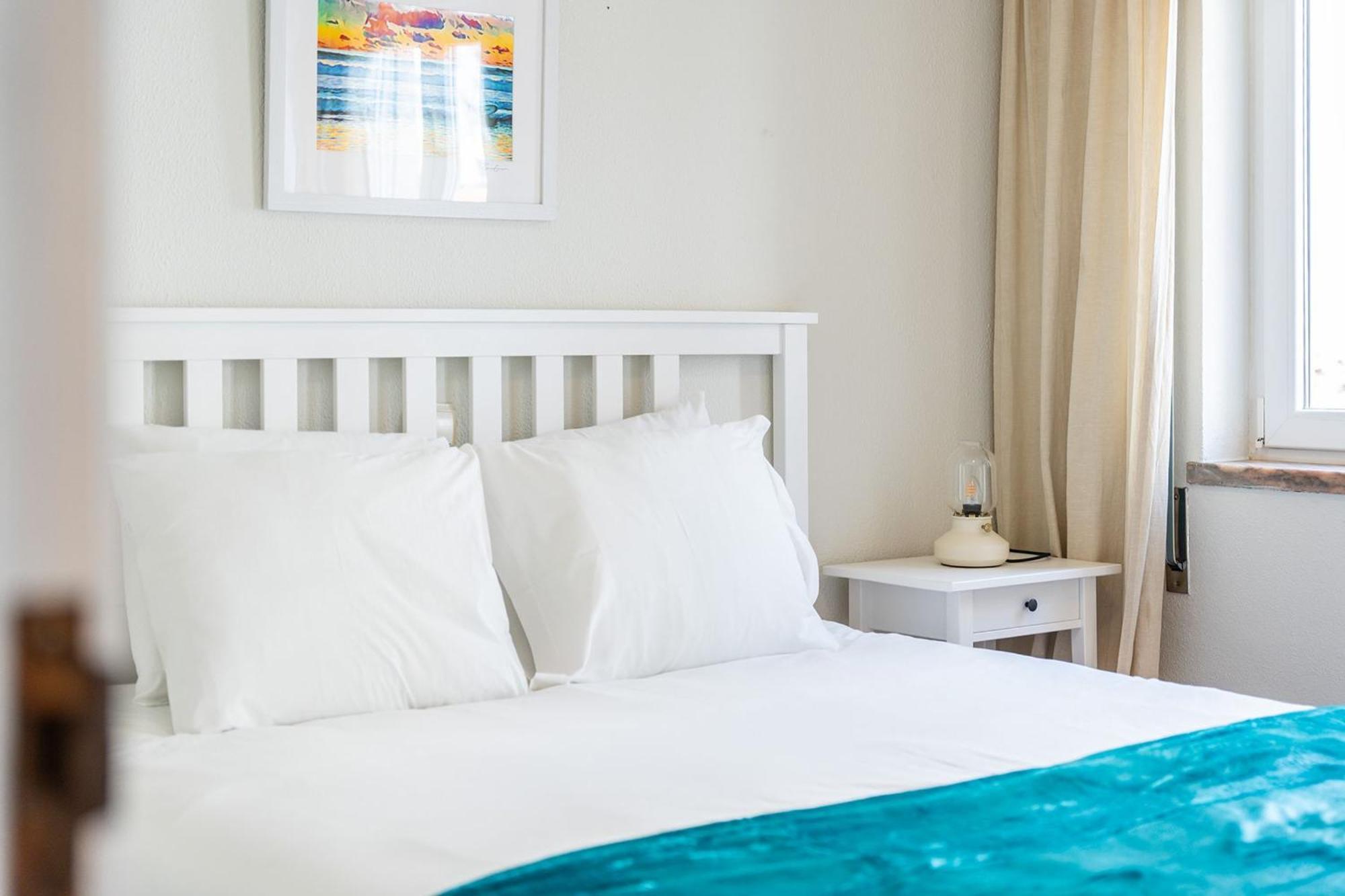 Comfy Flat W/ Rooftop Beach View By Lovelystay Бургау Экстерьер фото